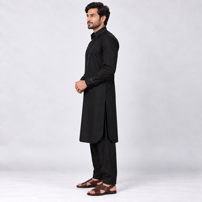 Classic Black Men’s Shalwar Kameez with Contrast Accents
