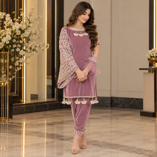 Mauve Royale – Luxury Pearl Embellished Velvet Party Wear